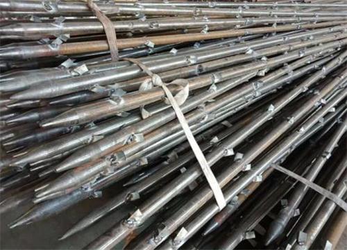 石壁镇管棚钢花管加工